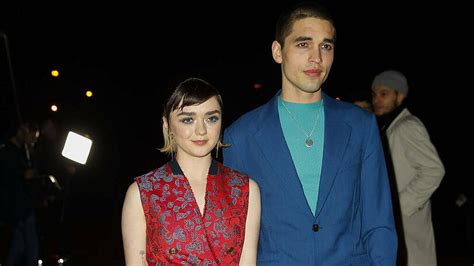 maisie williams freund|Maisie Williams: Mit Freund und Statement